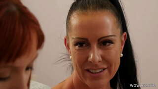 ���ოწიფული მეგობრები, რომელსაც სექსი პირველად