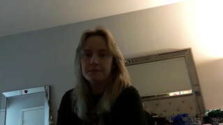 Сястра просіць Зводнага брата трахнуць яе, таму што Яе сяброўка трахал яе Зводнага брата