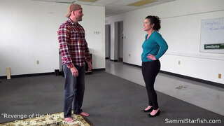 Бывшая королева бала занимается анальным сексом