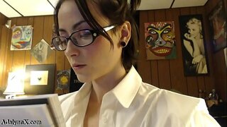 AdalynnX - Fastigosos Fisty Noia De L&#039;Escola 2